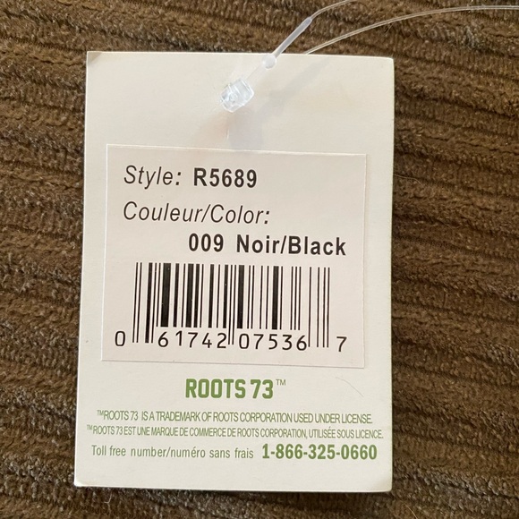 ROOTS Black Purse with Tan Strap - Picture 5 of 6